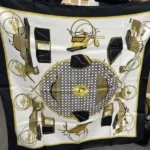 エルメス　カレ90　シルクスカーフ